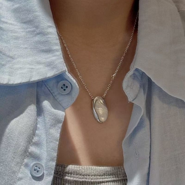 Irregular White Pearl Necklace - Image 4