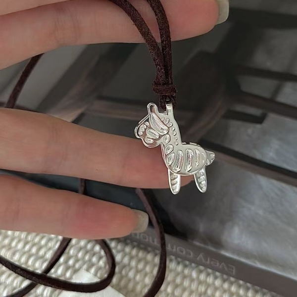 Wholesale 925 Sterling Silver String Horse necklace - Image 3