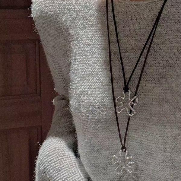 Wholesale 925 Sterling Silver Flower String necklace - Image 6