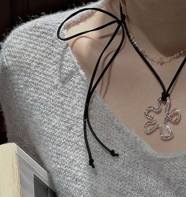 Wholesale 925 Sterling Silver Flower String necklace - Image 4