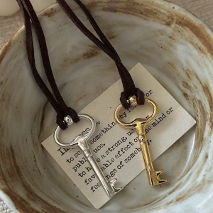 Wholesale 925 Sterling Silver Korean Wool Rope Key Sweater Necklace In Gold & In Silver