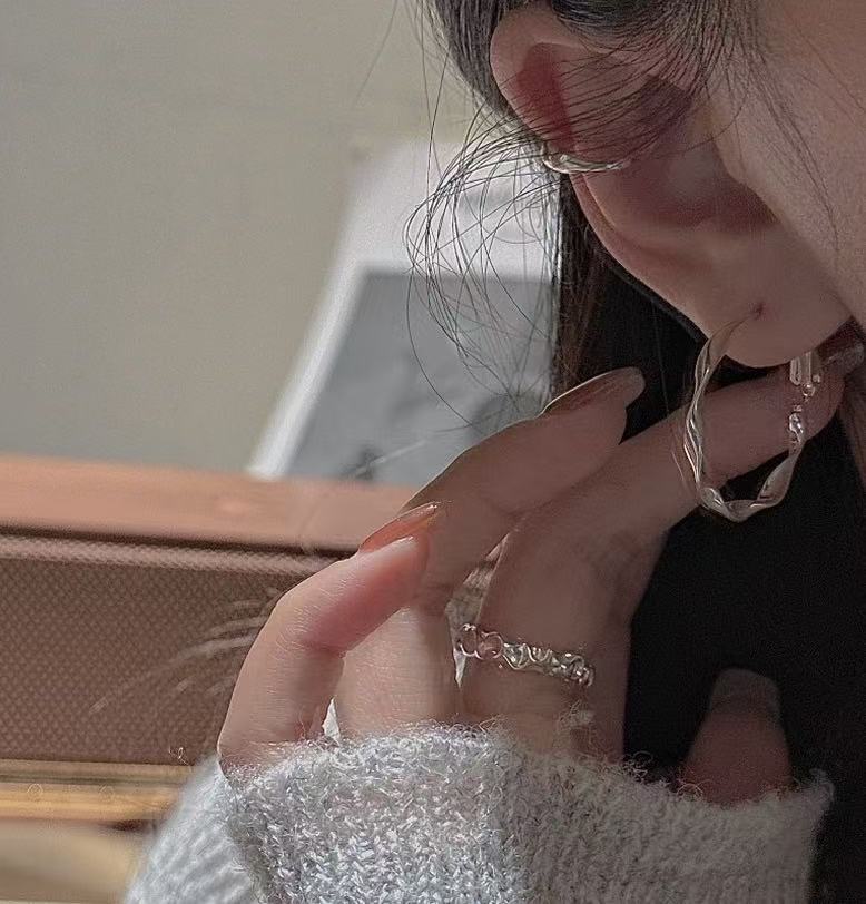 Wholesale 925 Sterling Silver Twisted Shiny Hoop Earrings - Image 6