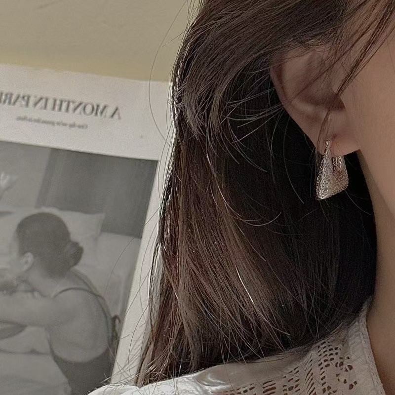 Wholesale 925 Sterling Silver 5D Hollow Pattern Bag Earrings - Image 4