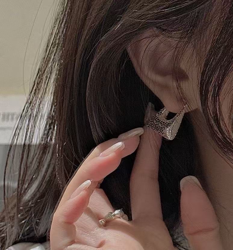 Wholesale 925 Sterling Silver 5D Hollow Pattern Bag Earrings - Image 5