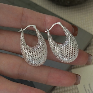 Wholesale 925 Sterling Silver Hollow U-shaped Earrings