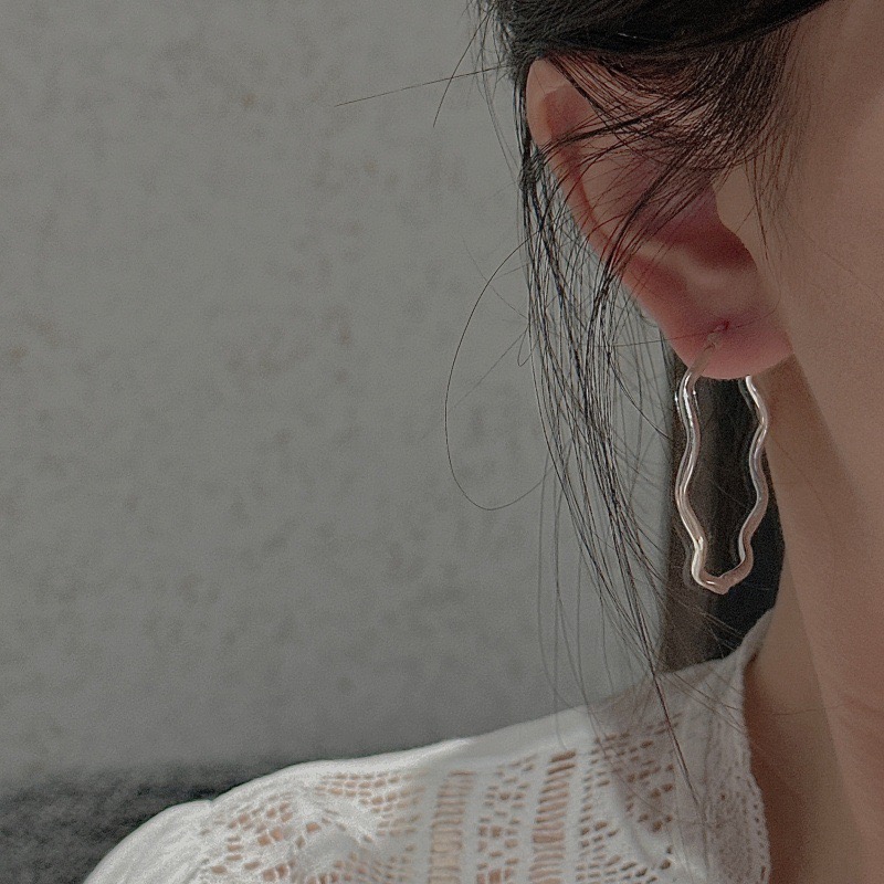 Wholesale 925 Sterling Silver Large Wave Hoop Earrings - Image 6