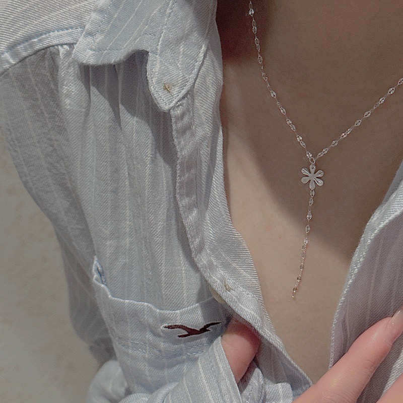 Wholesale 925 Sterling Silver Glittering Flower Necklace - Image 4