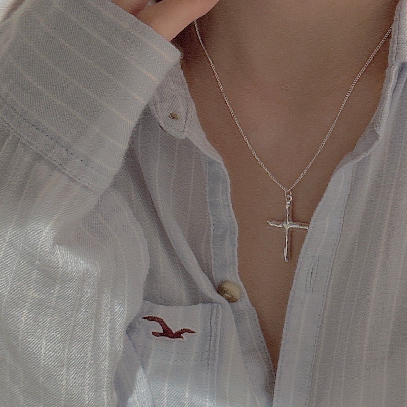 Wholesale 925 Sterling Silver Minimalist Textured Cross Necklace - Image 5