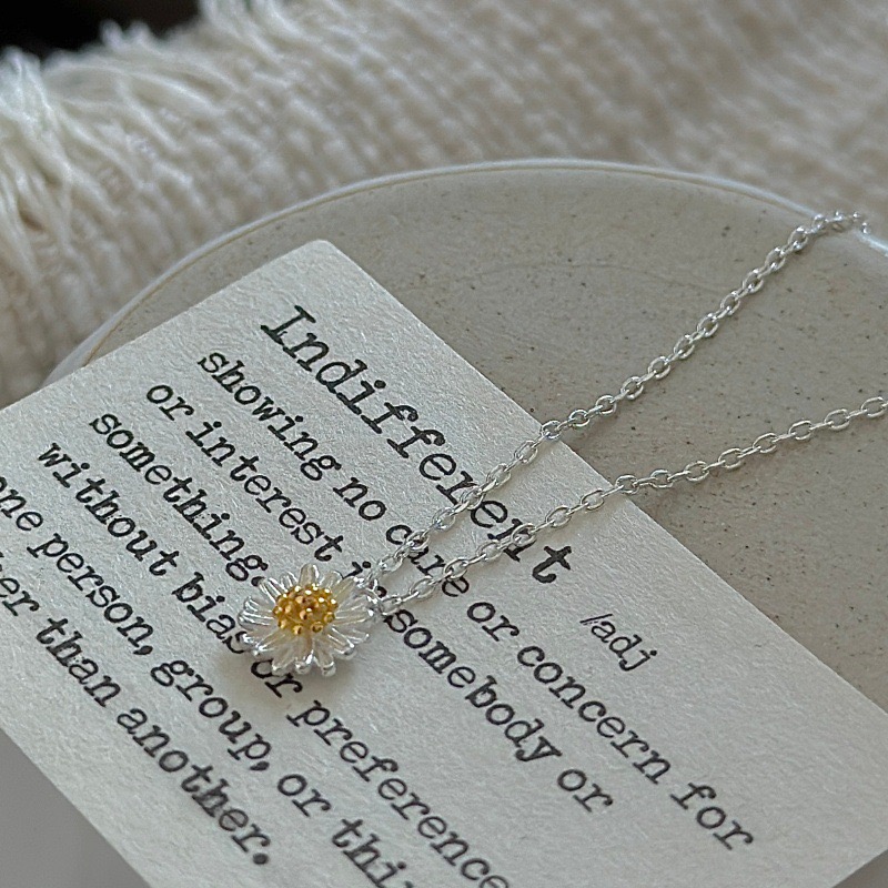 Wholesale 925 Sterling Silver Daisy Necklace