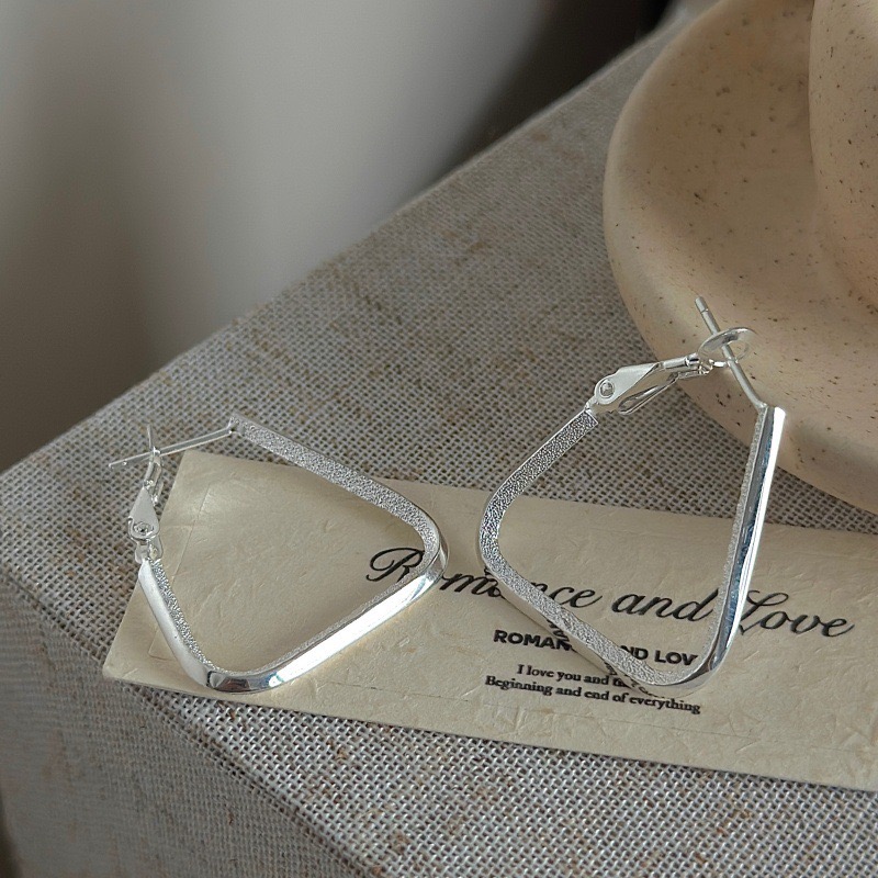 Wholesale 925 Sterling Silver Minimalist Brushed Triangular Earrings