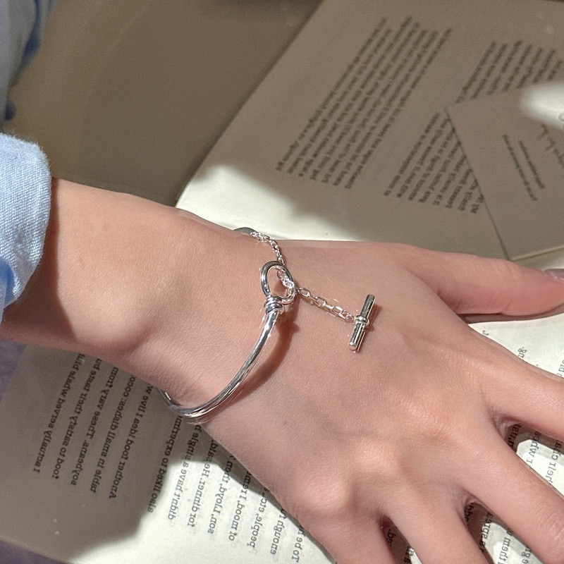 Wholesale 925 Sterling Silver Minimalist Silver OT Clasp Bangle - Image 4