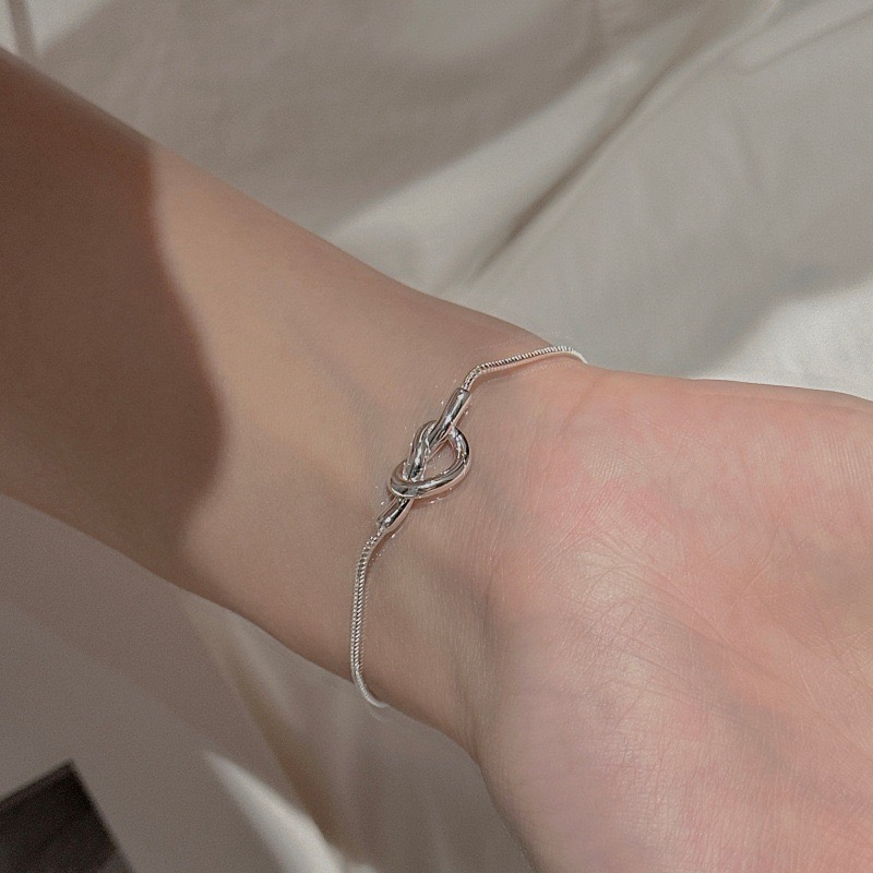 Wholesale 925 Sterling Silver Adjustable Minimalist Love Knot Slider Snake Chain Bracelet - Image 4