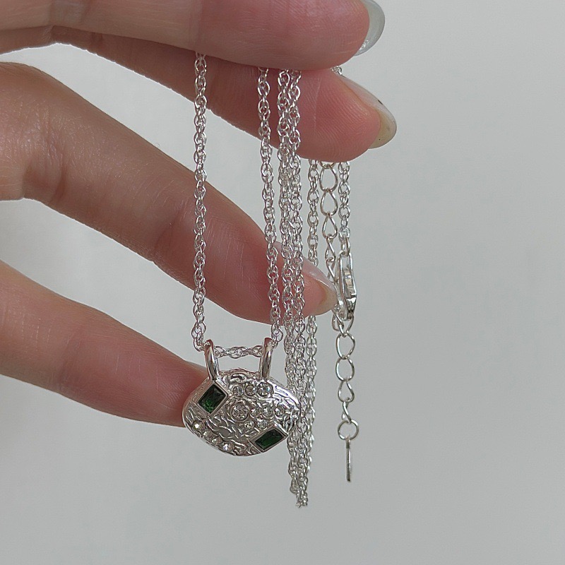 Wholesale 925 Sterling Silver Vintage Embossed Green & Clear Zircon Charm Necklace - Image 2